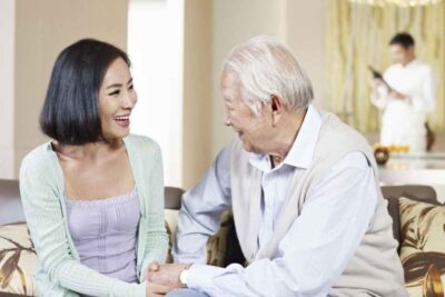 Tác dụng của đông trùng hạ thảo với sức khỏe người già