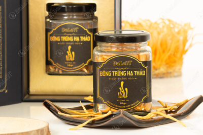 Cách dùng đông trùng hạ thảo sấy thăng hoa DaLaVi