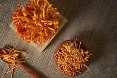 5 nhóm người nên dùng đông trùng hạ thảo