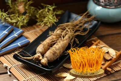 Chống lão hóa hiệu quả: Bí quyết từ nhân sâm và đông trùng hạ thảo